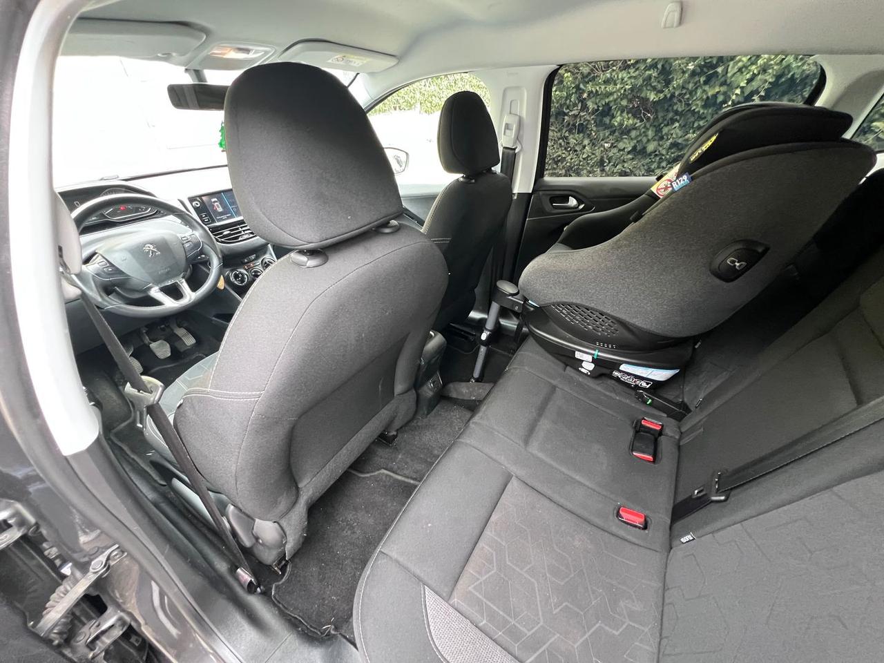 Peugeot 2008 1.2 PureTech 82 #9549