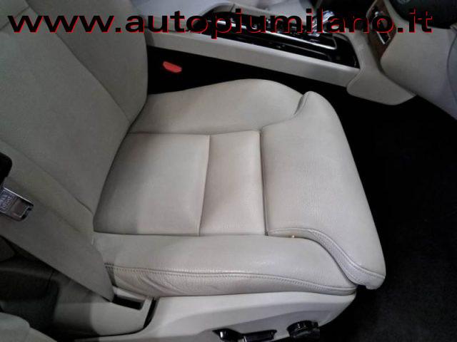 VOLVO XC90 T8 Recharge AWD Plug-in hybrid aut. 7 posti Inscri