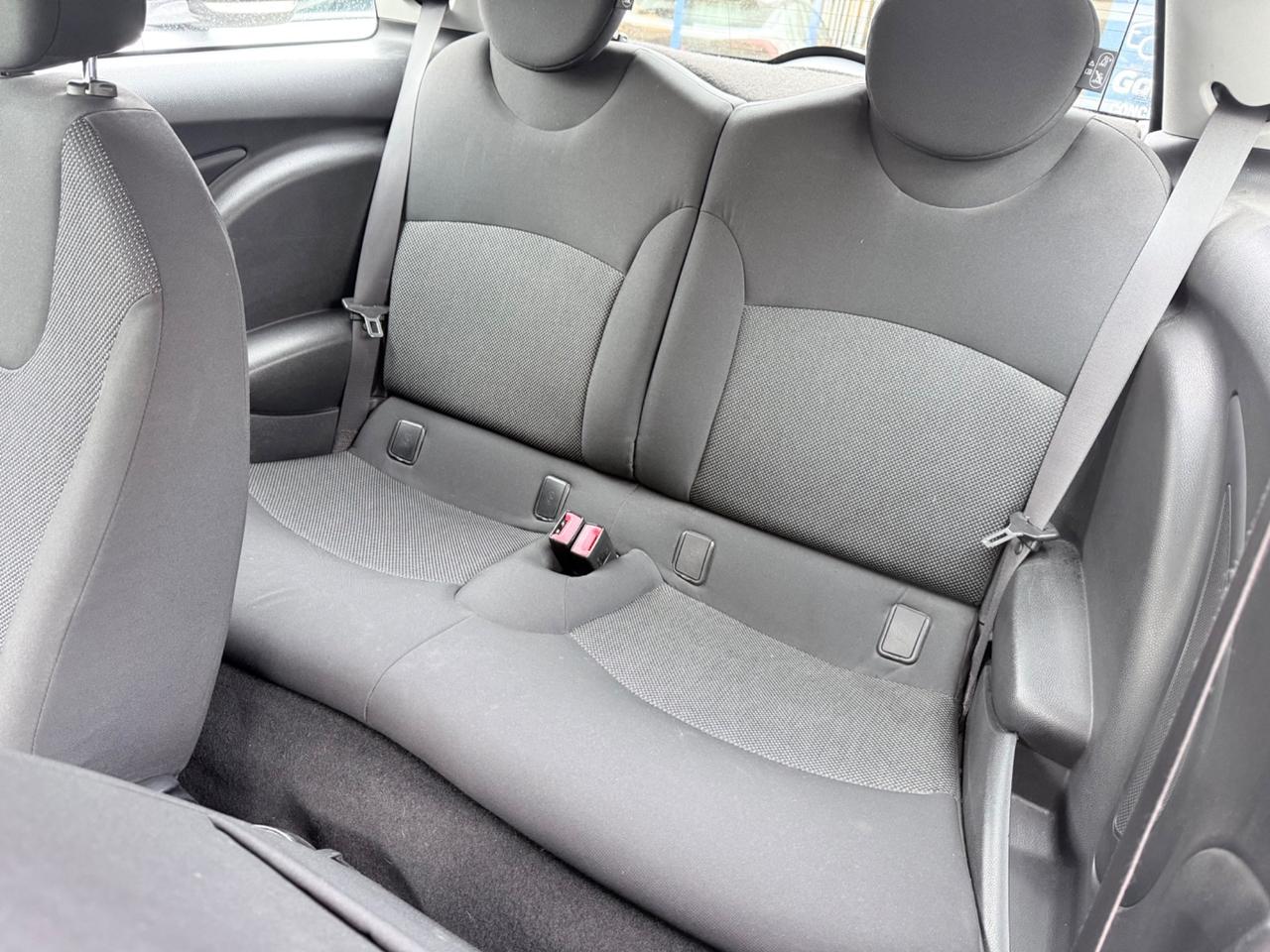 Mini 1.6 16V Cooper D