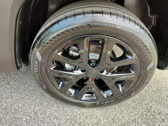 Jeep Renegade 1.5 Turbo T4 MHEV Summit
