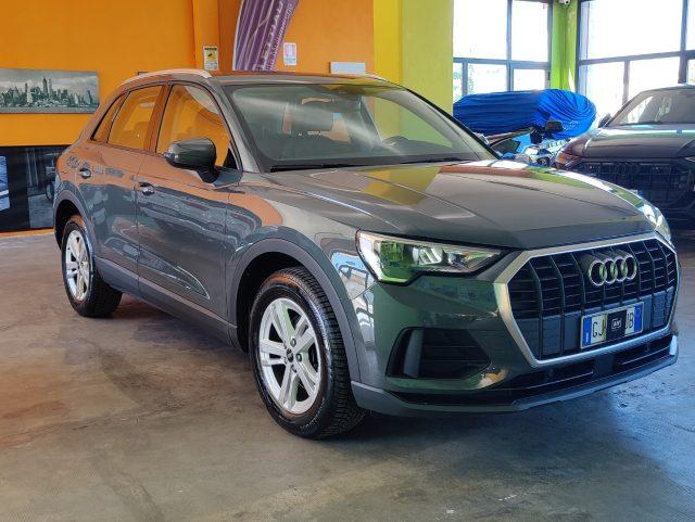 AUDI Q3 35 TDI quattro S tronic Business Advanced