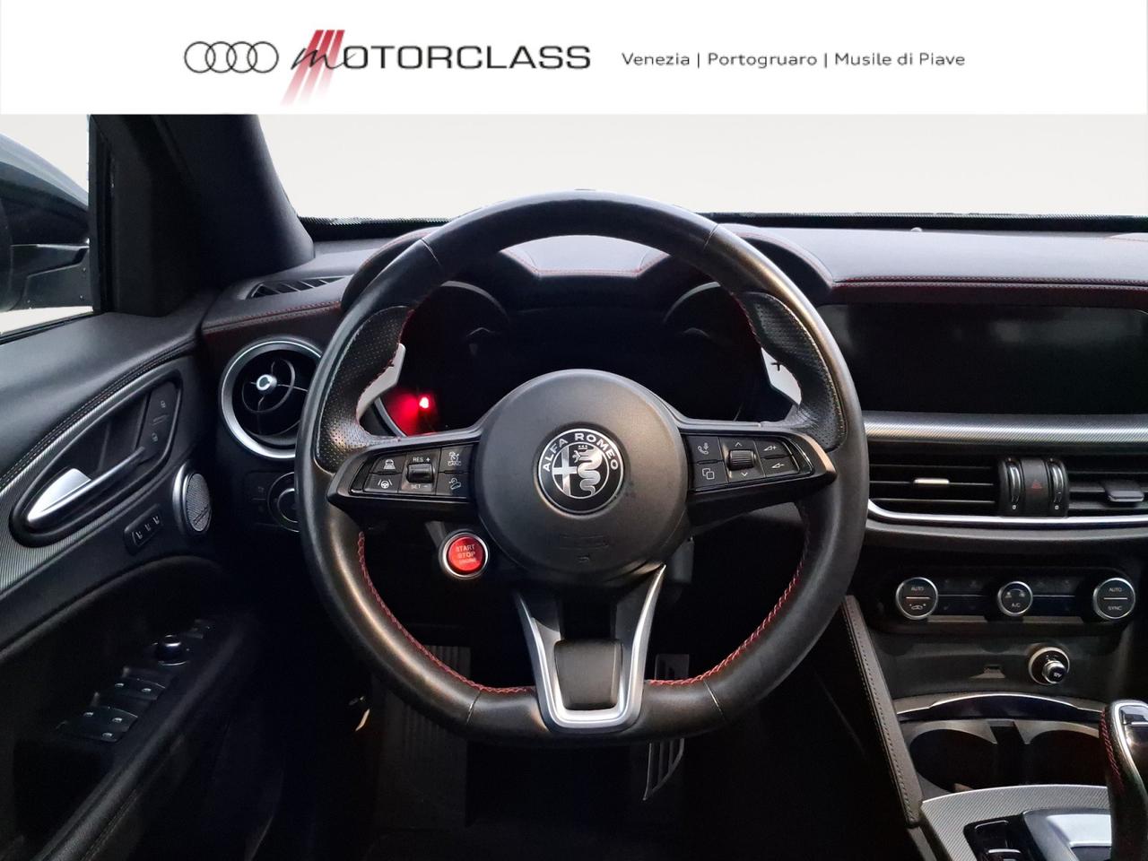 Alfa Romeo Stelvio 2.2 turbo 210cv competizione q4 at8