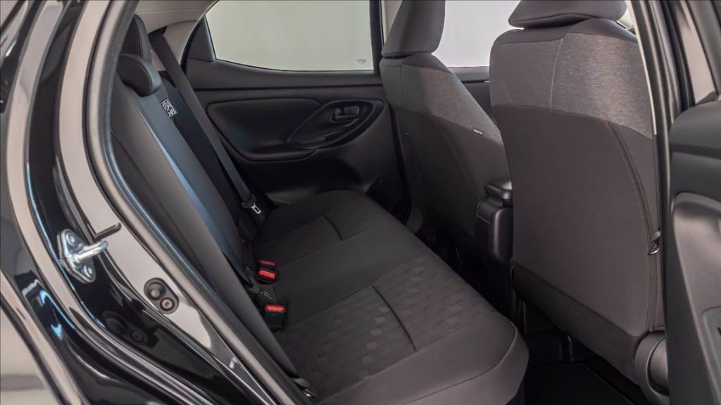TOYOTA Yaris 1.5h Lounge del 2021