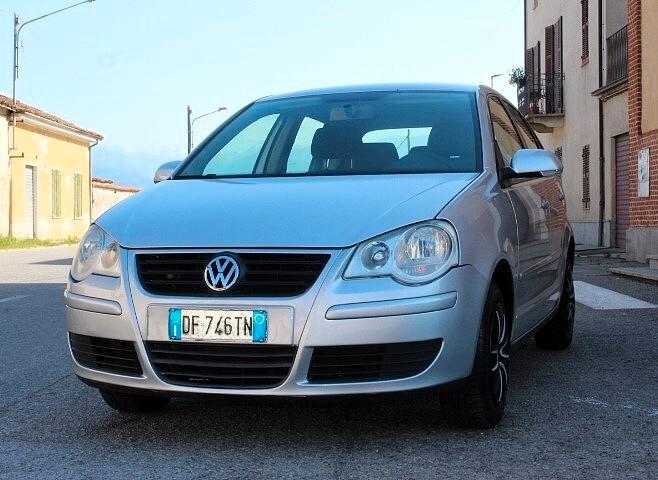 Volkswagen Polo 1.2/64CV 12V 5p. Comfortline UNICA PROPRIETARIA CLIMA NEOPATENTATI ESTETICA DA VETRINA