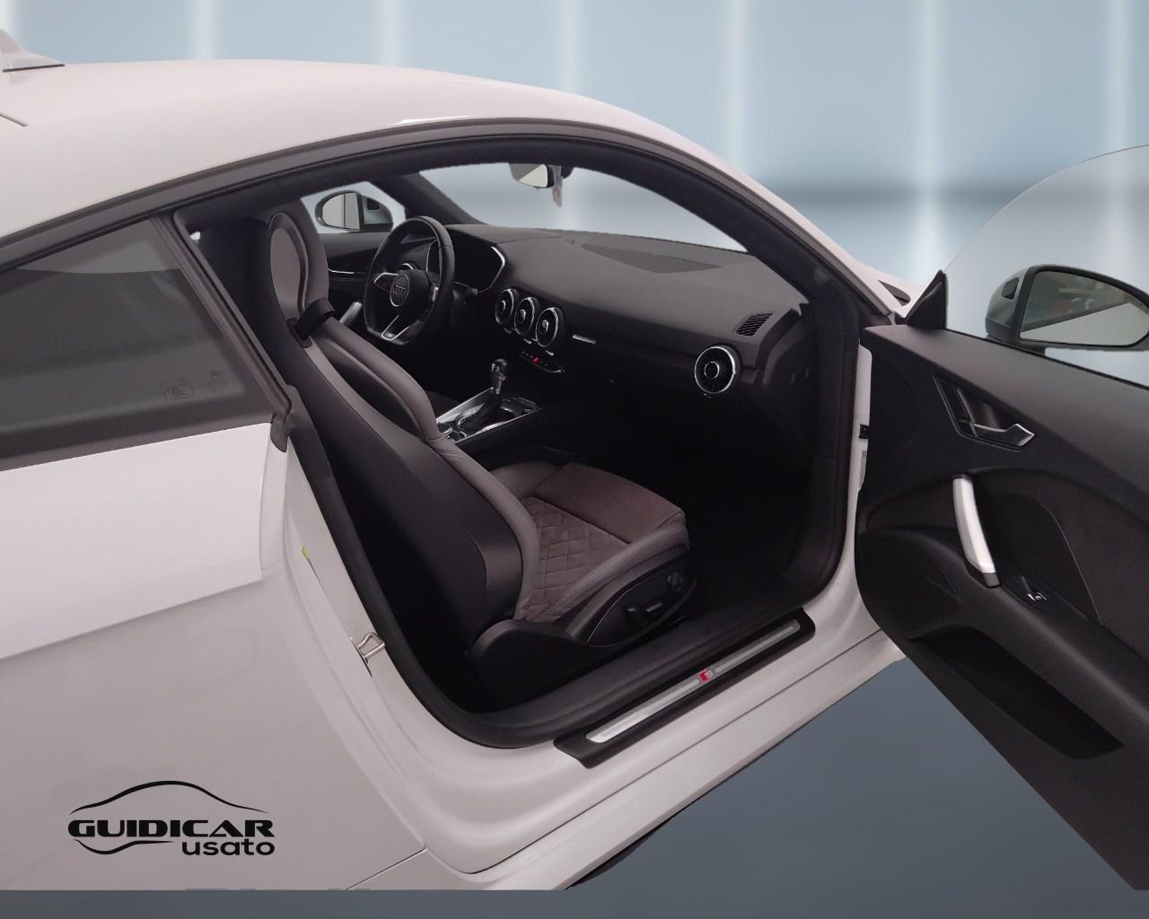 AUDI TT III 2019 Coupe - TTS Coupe 2.0 tfsi quattro 320cv s-troni