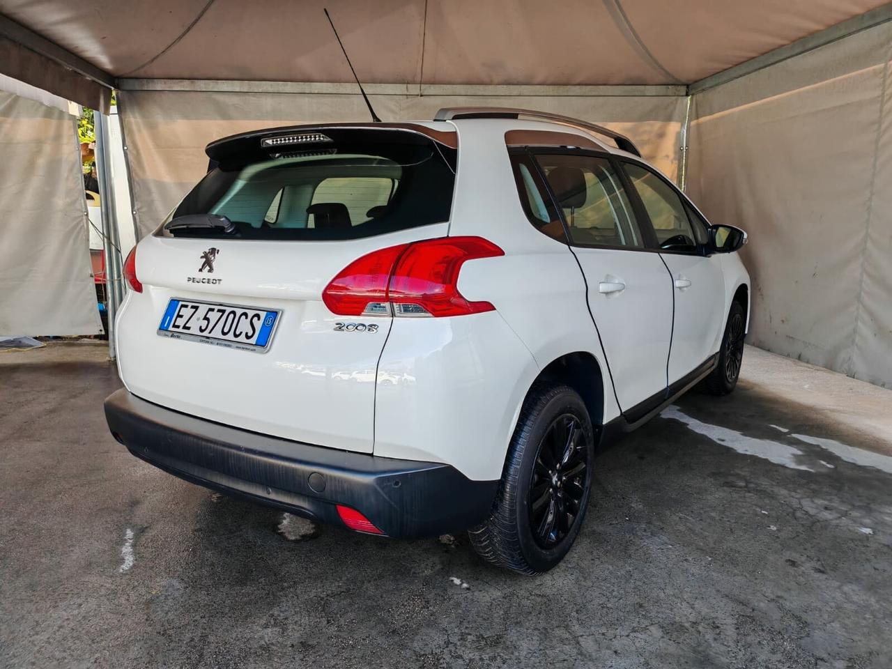Peugeot 2008 PureTech 82 Allure