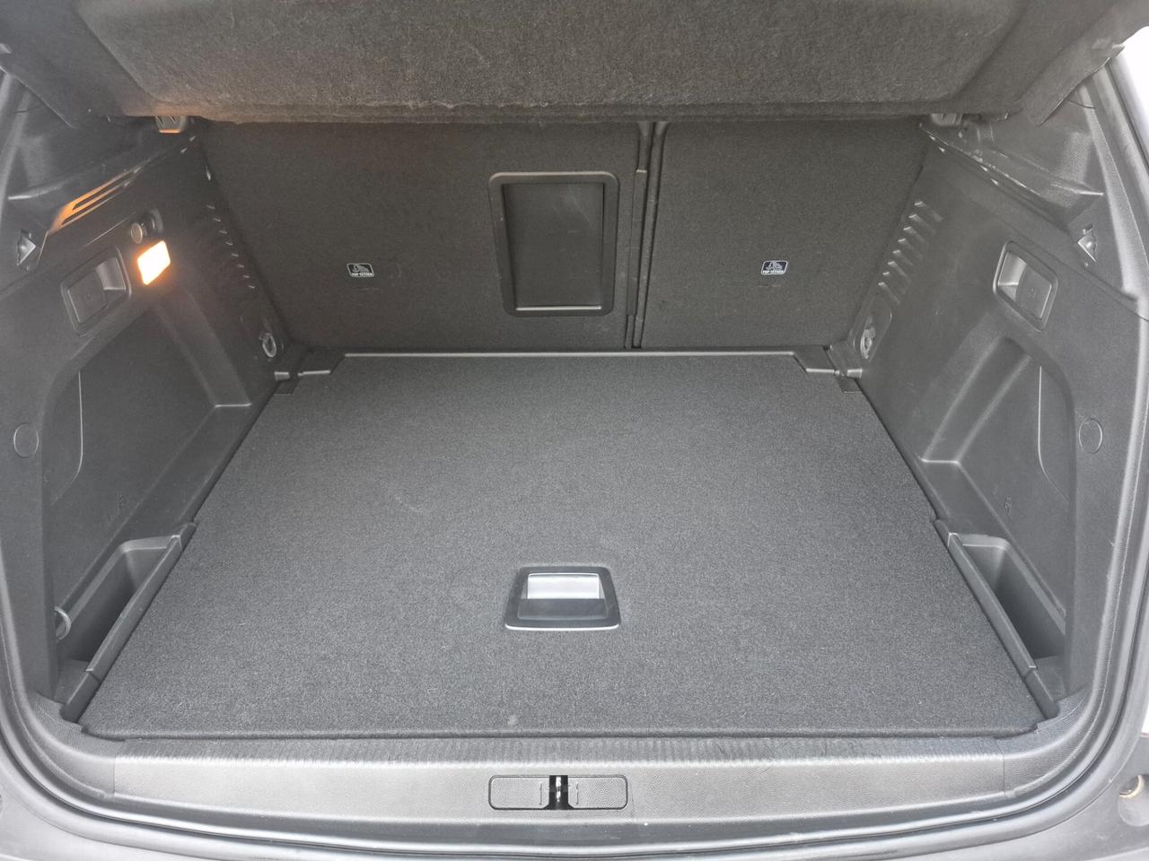 Peugeot 3008 BlueHDi 130 S&S EAT8 Allure Pack