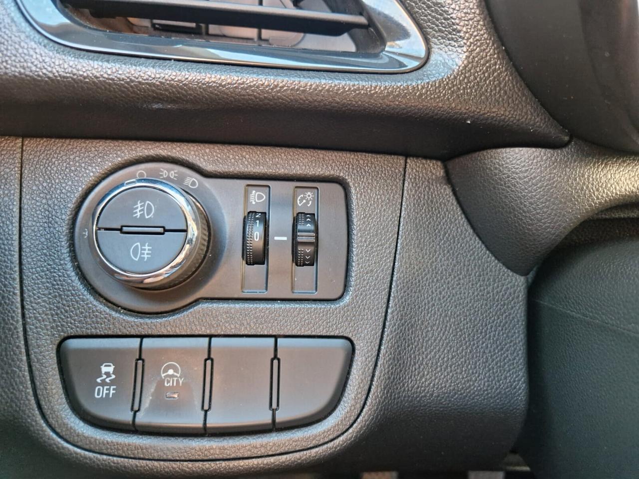 Opel Karl Rocks 1.0 73 CV Start&Stop