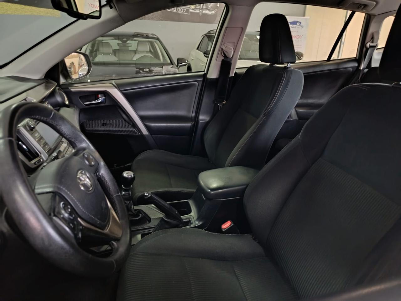 Toyota RAV4 Diesel Manuale