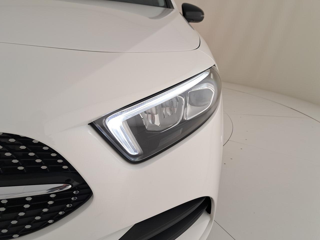 Mercedes-Benz Classe A 250 premium auto