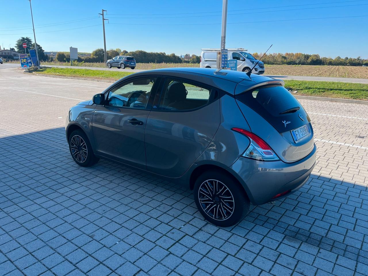 Lancia Ypsilon GPL originale