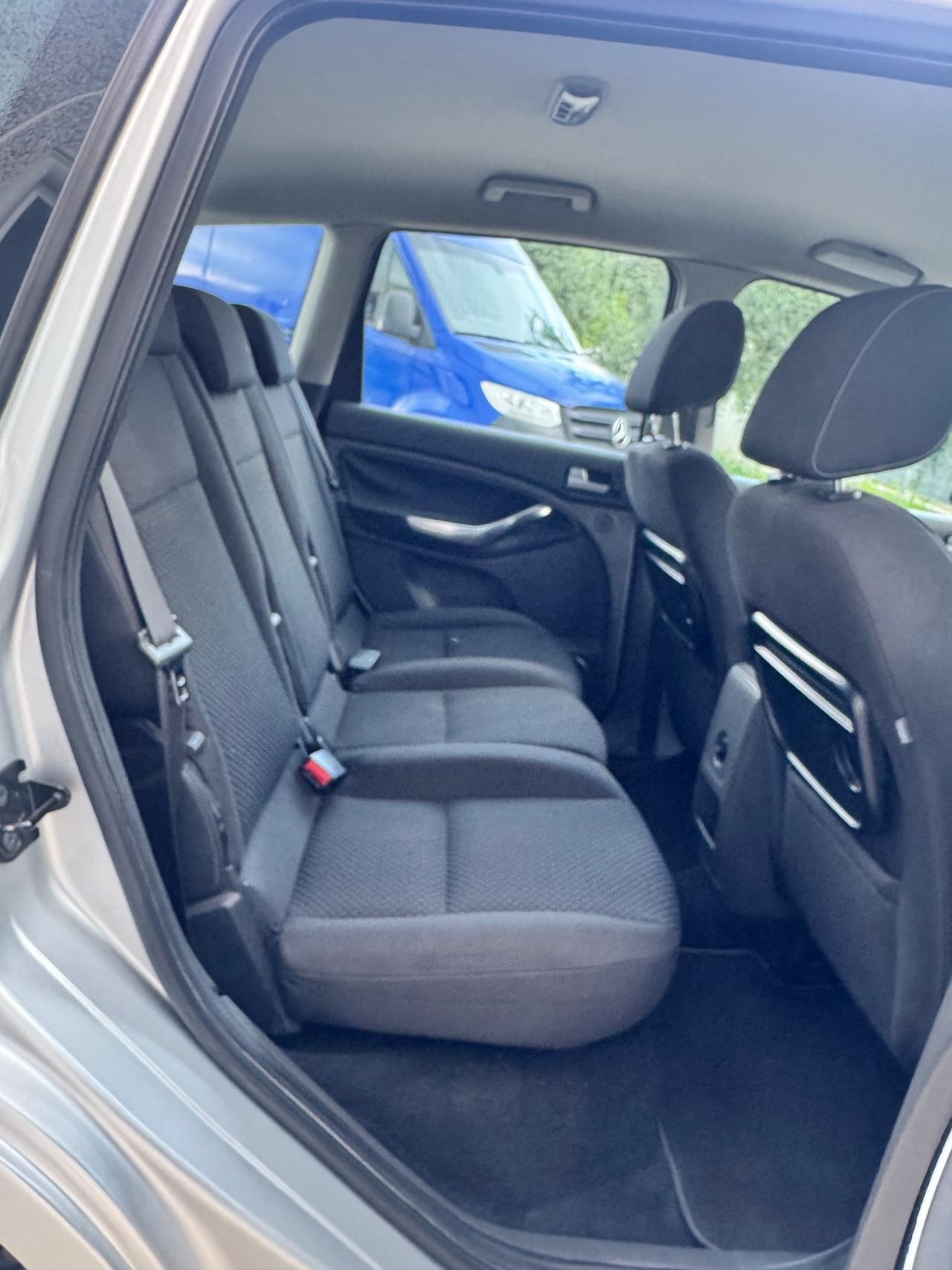 Ford C-Max Focus 1.6 TDCi (90CV) Ghia