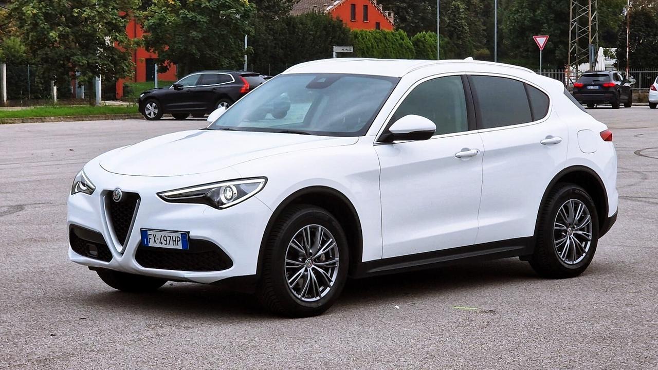 Alfa Romeo Stelvio 2.2 Turbodiesel 190 CV AT8 Q4