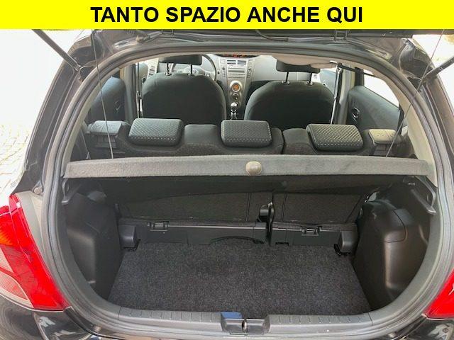 TOYOTA Yaris 1.3 5 porte Neopatentati