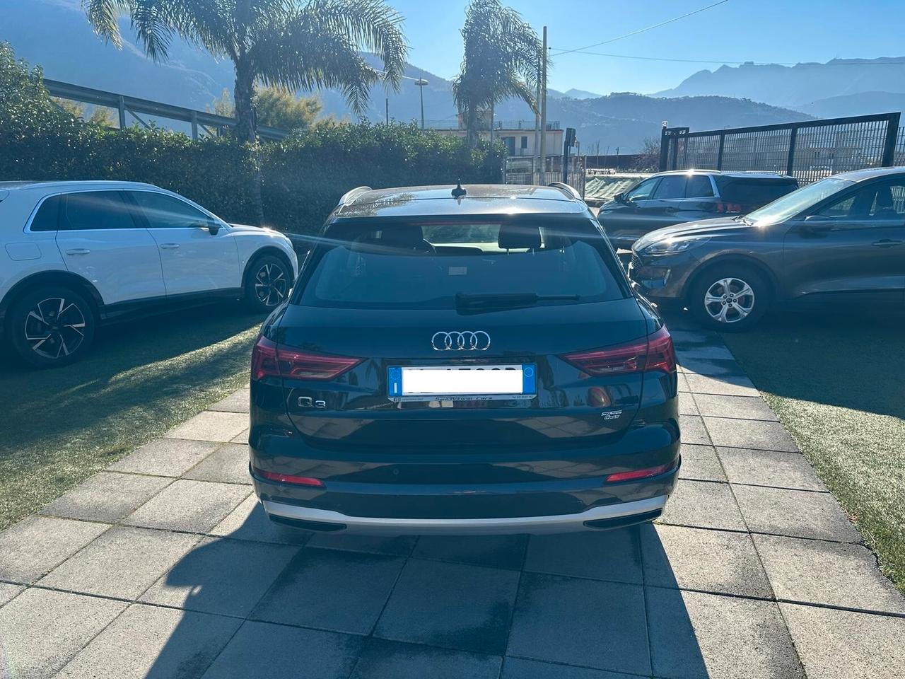 Audi Q3 2.0 TDI 150CV S tronic 200 SPORT-FARI FULL LED