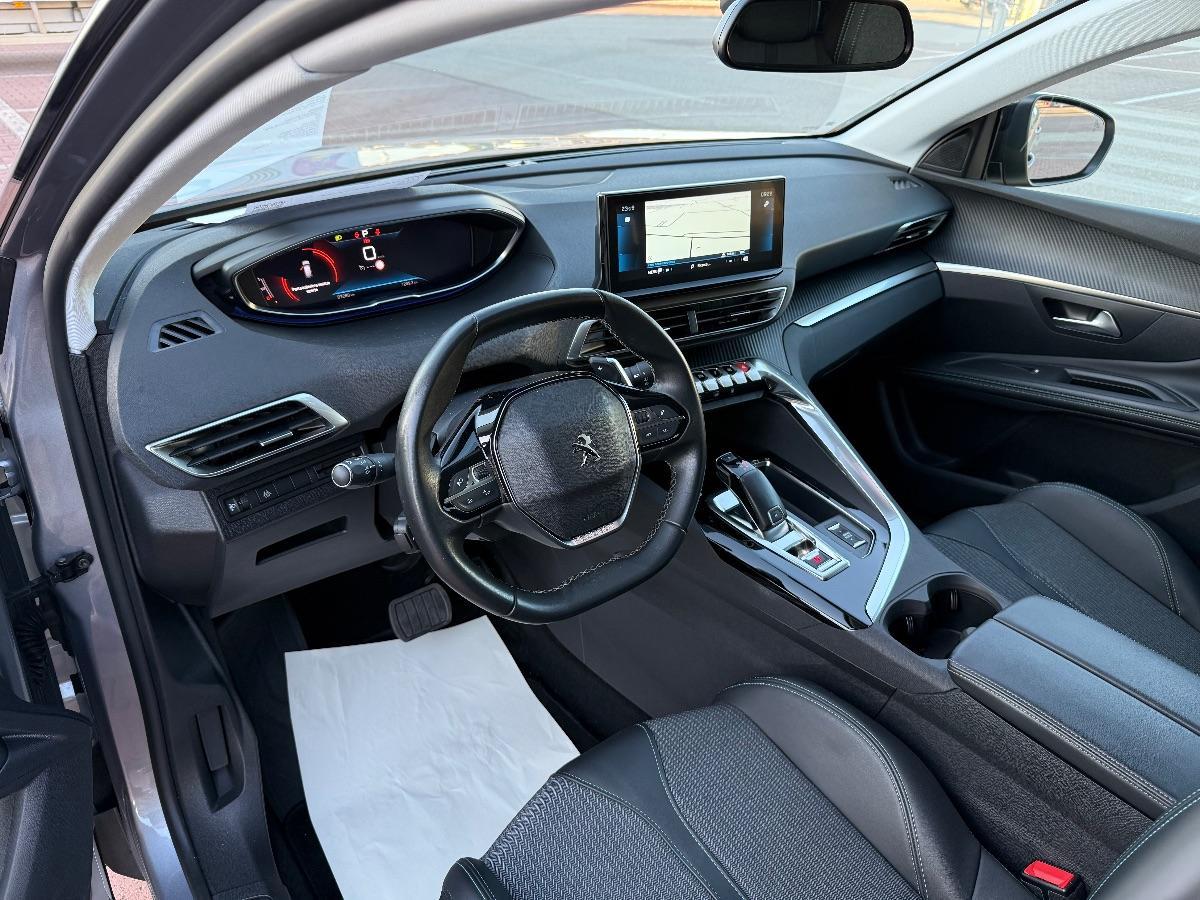 PEUGEOT - 3008 - BlueHDi 130 EAT8 S&S Allure