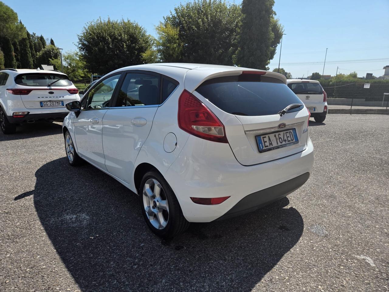 Ford Fiesta 1.4 5 porte Bz.- GPL Titanium