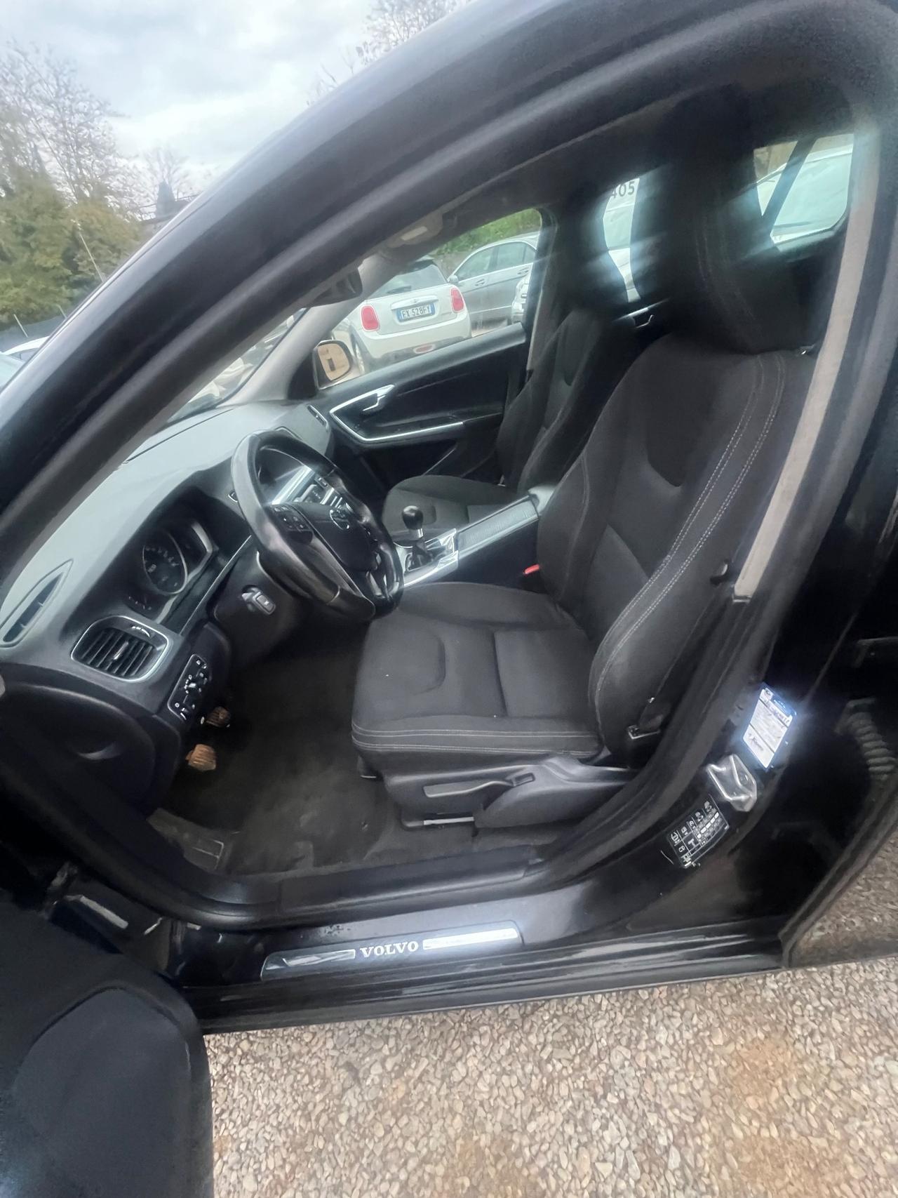 Volvo V60 D2 1.6 Kinetic