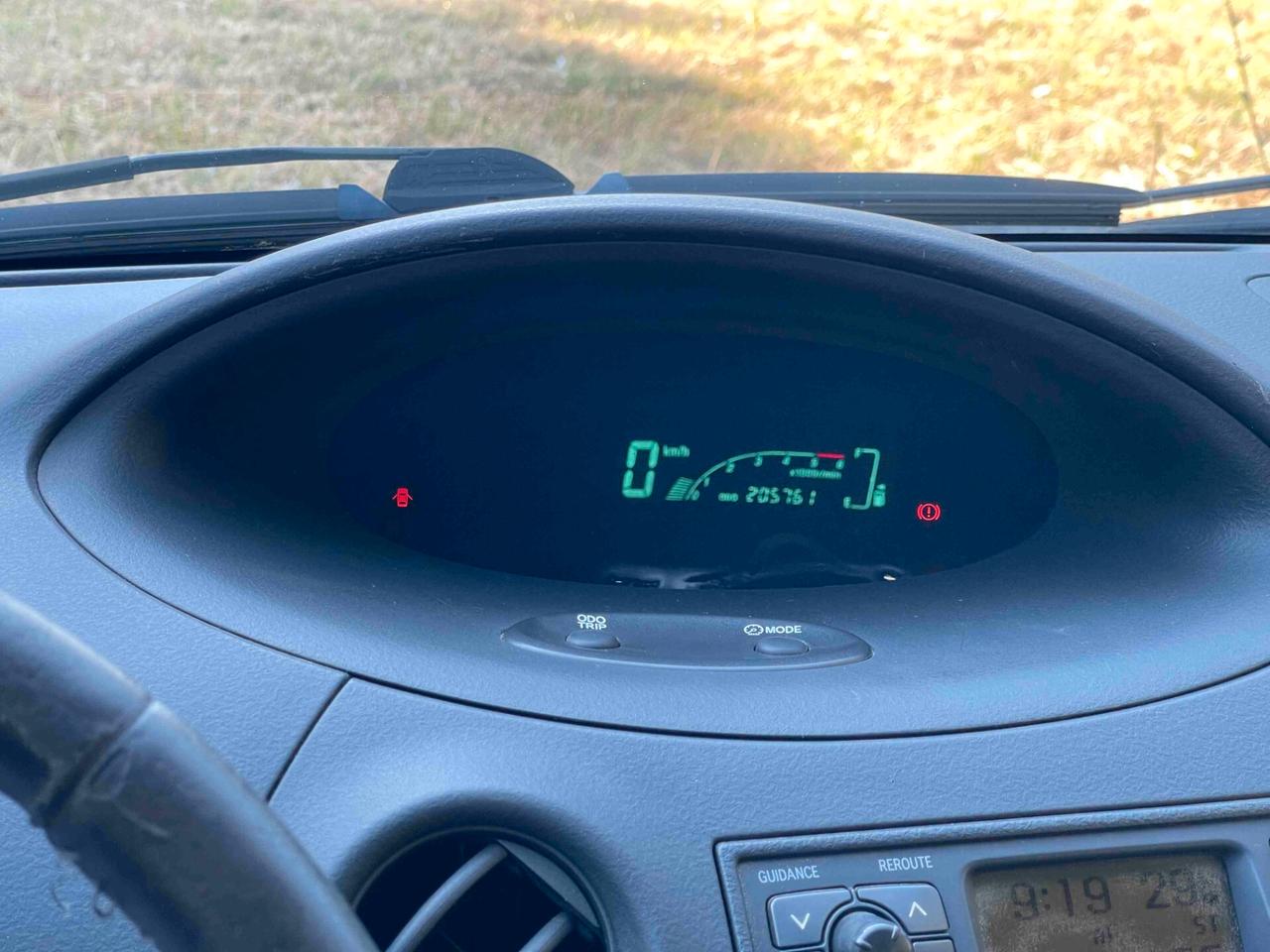 Toyota Yaris 5p 1.4 d-4d Sol NEOPATENTATI