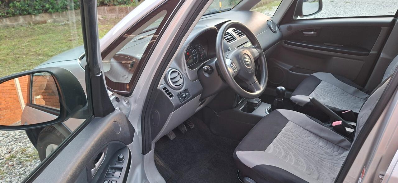 SUZUKI SX4 1.6 4X4 CON BLOCCO FULL OPTIONAL
