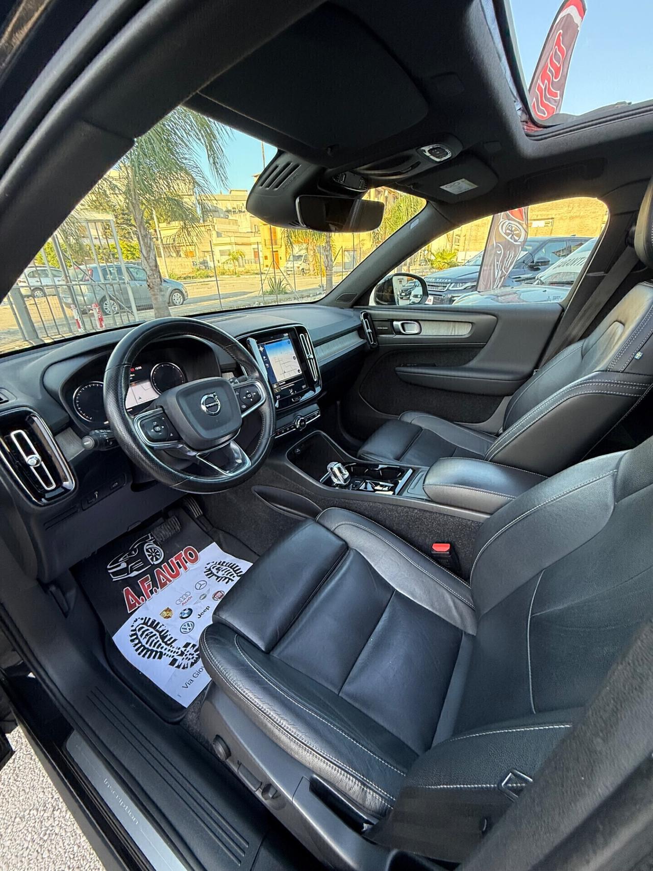 Volvo XC40 D4 AWD Geartronic R-design