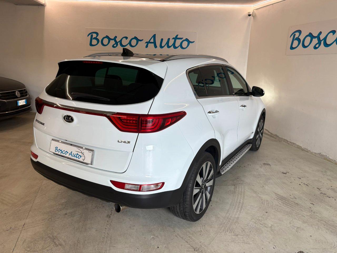 Kia Sportage 2.0 crdi Rebel Techno Pack awd 136cv