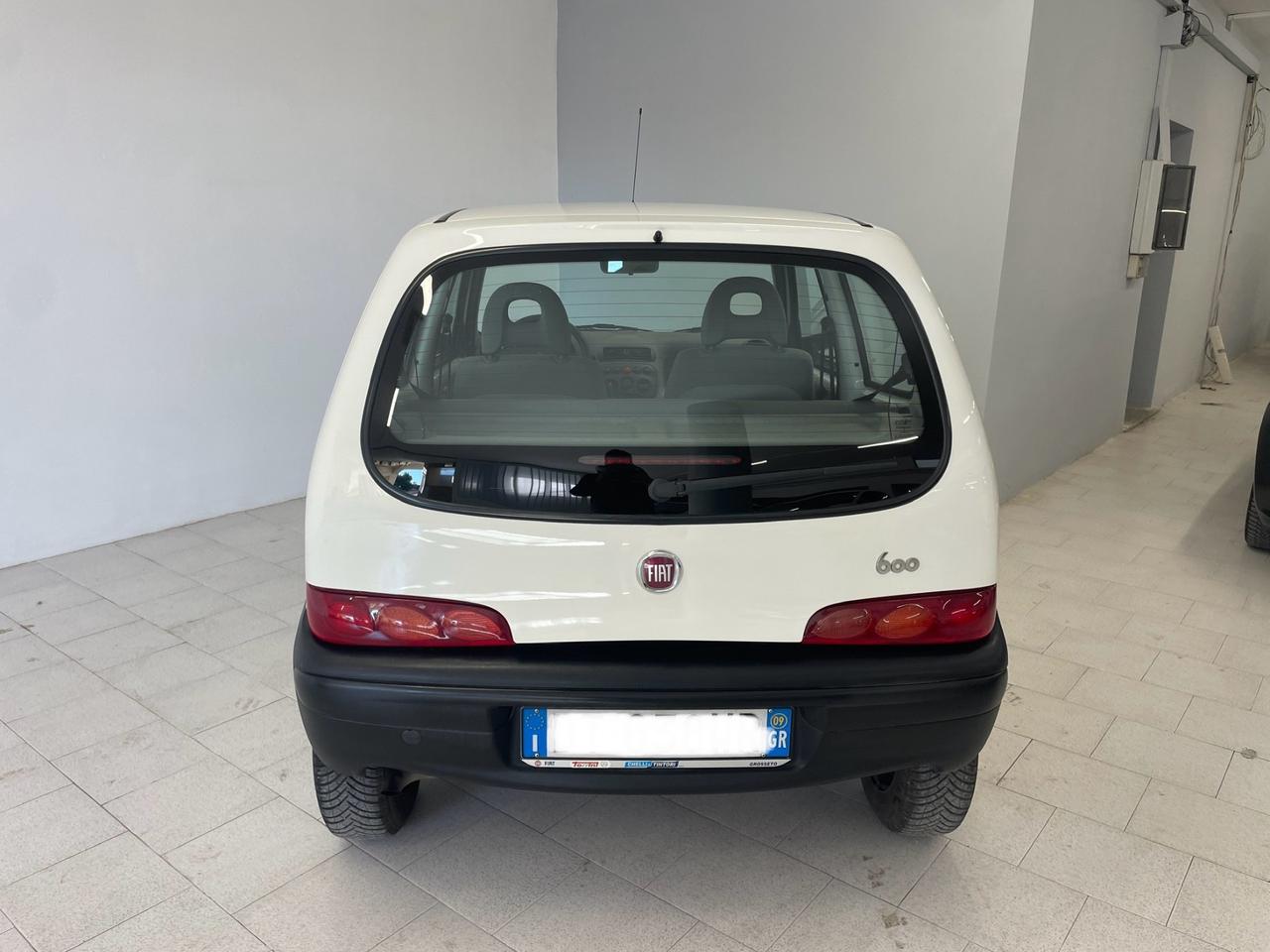 Fiat 600 1.1 Active Pari Al nuovo !