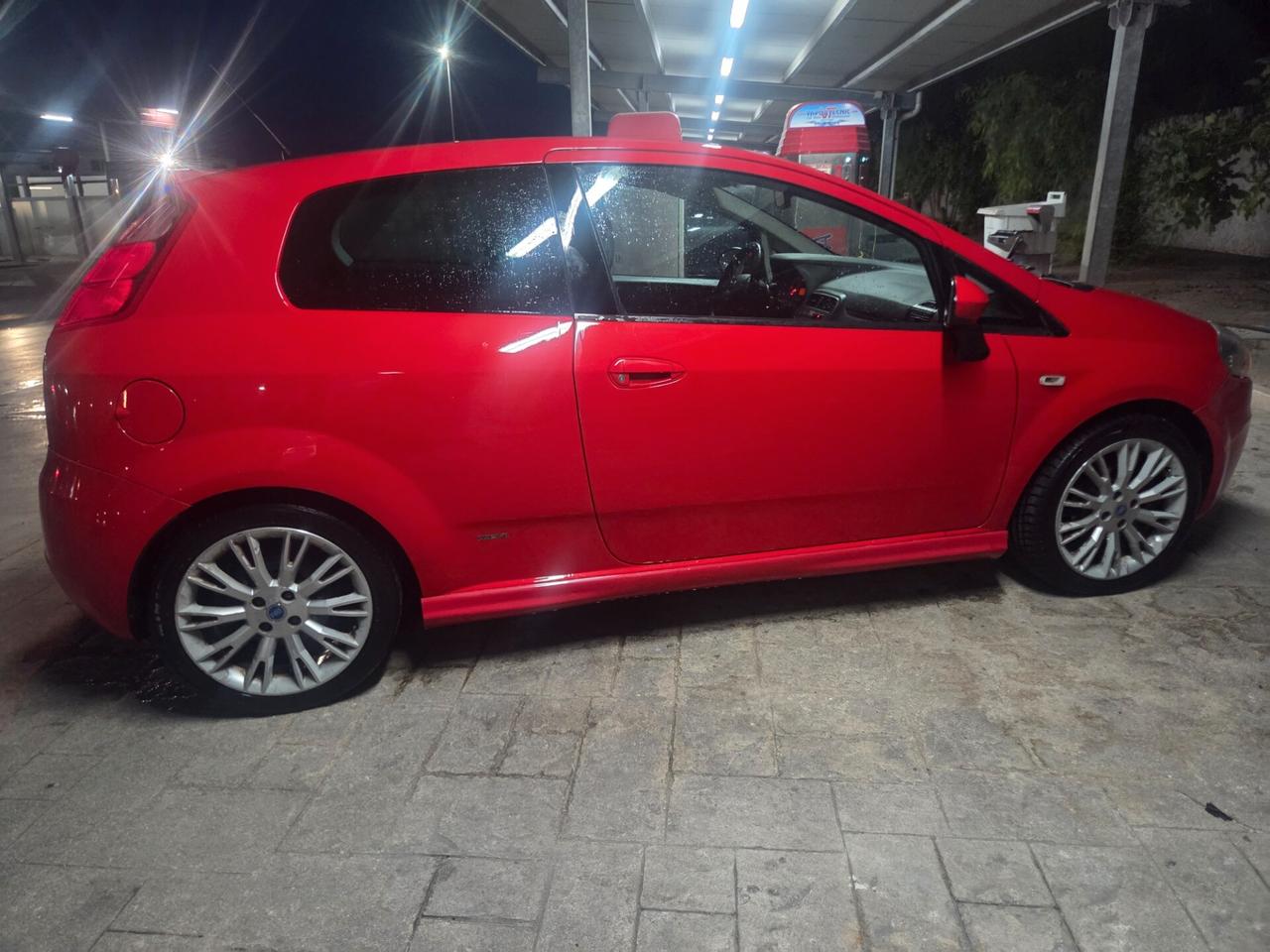 Fiat Grande Punto 1.4 Starjet 16V 3 porte Sport Gpl