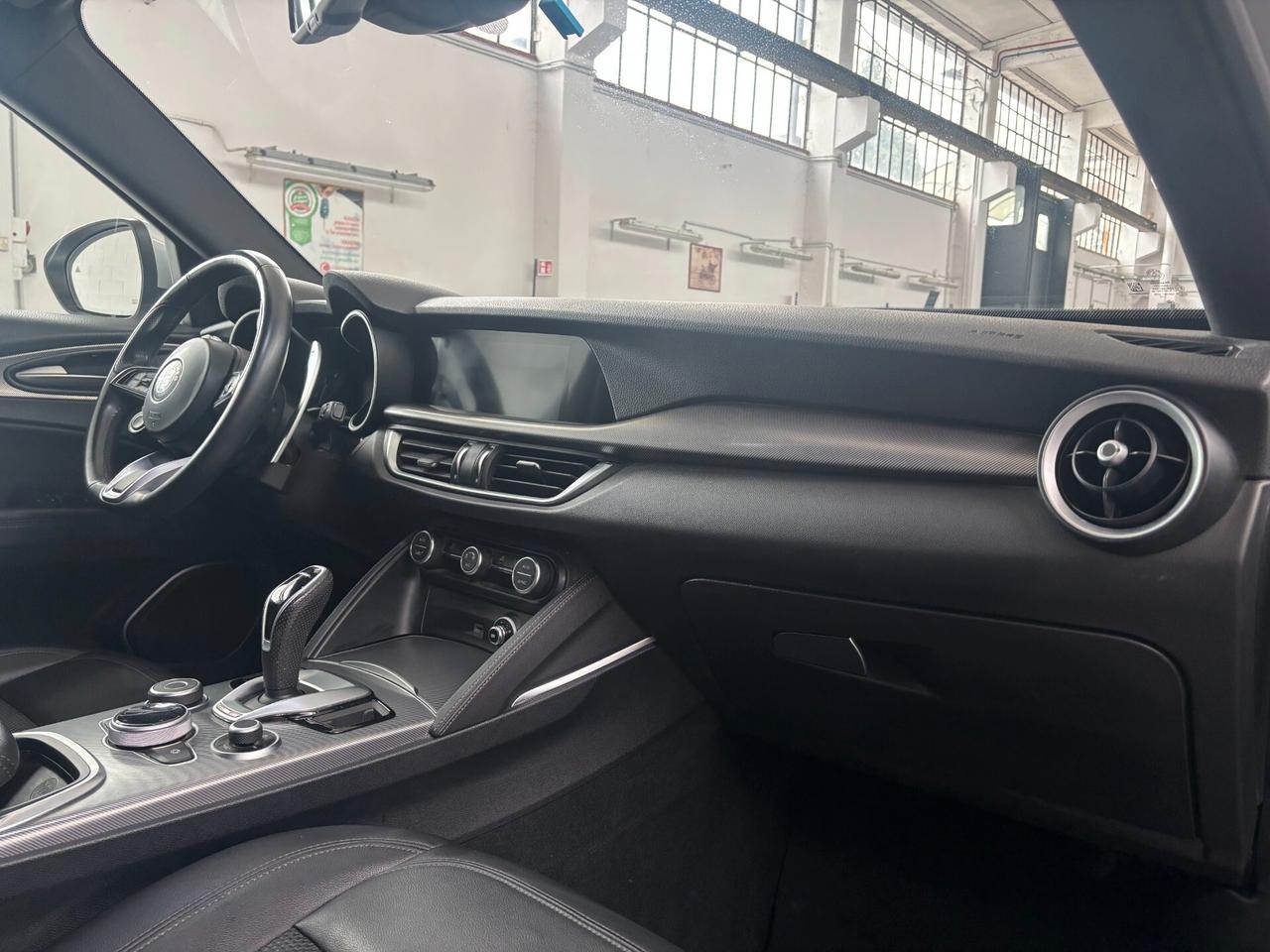 Alfa Romeo Stelvio 2.2 Turbodiesel 190 CV AT8 Q4 Sprint