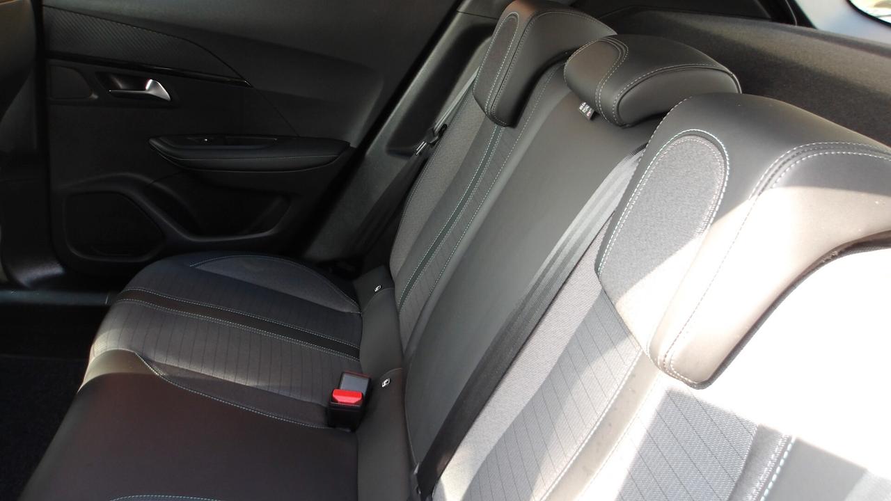 PEUGEOT 2008 1.2 BENZ-RETROC-PREZZO PROMO!