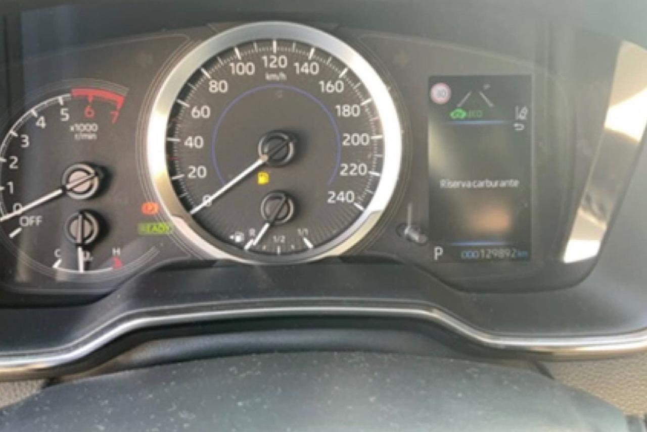 Toyota Corolla Touring Sports 1.8 Hybrid Business Tech