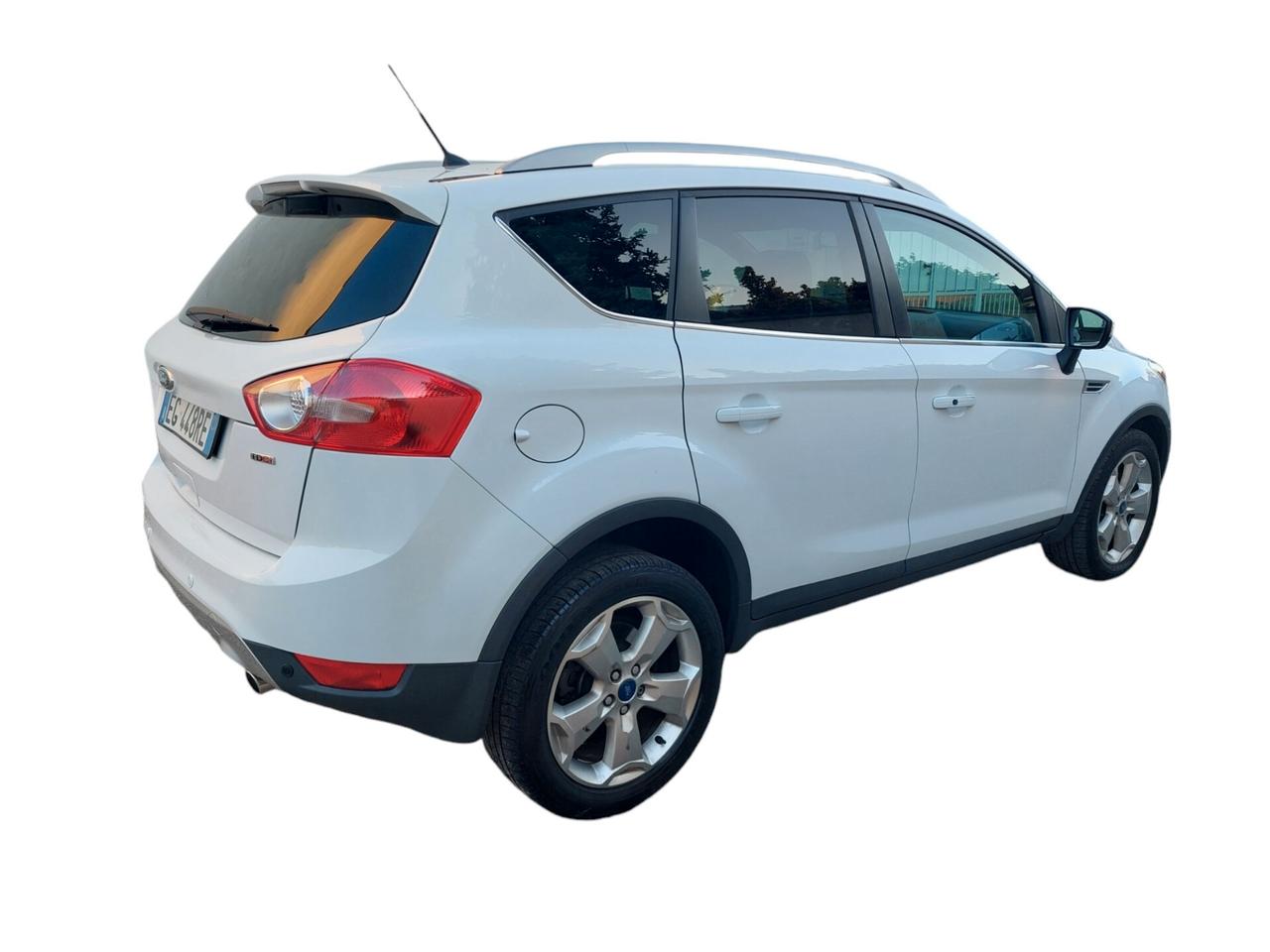 Ford Kuga 2.0 tdci Titanium 4wd *UNIPROPRIETARIO*