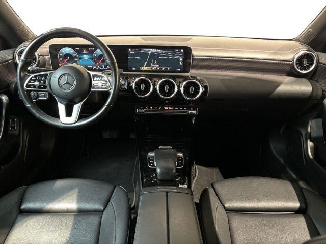 MERCEDES-BENZ CLA 200 Automatic Sport