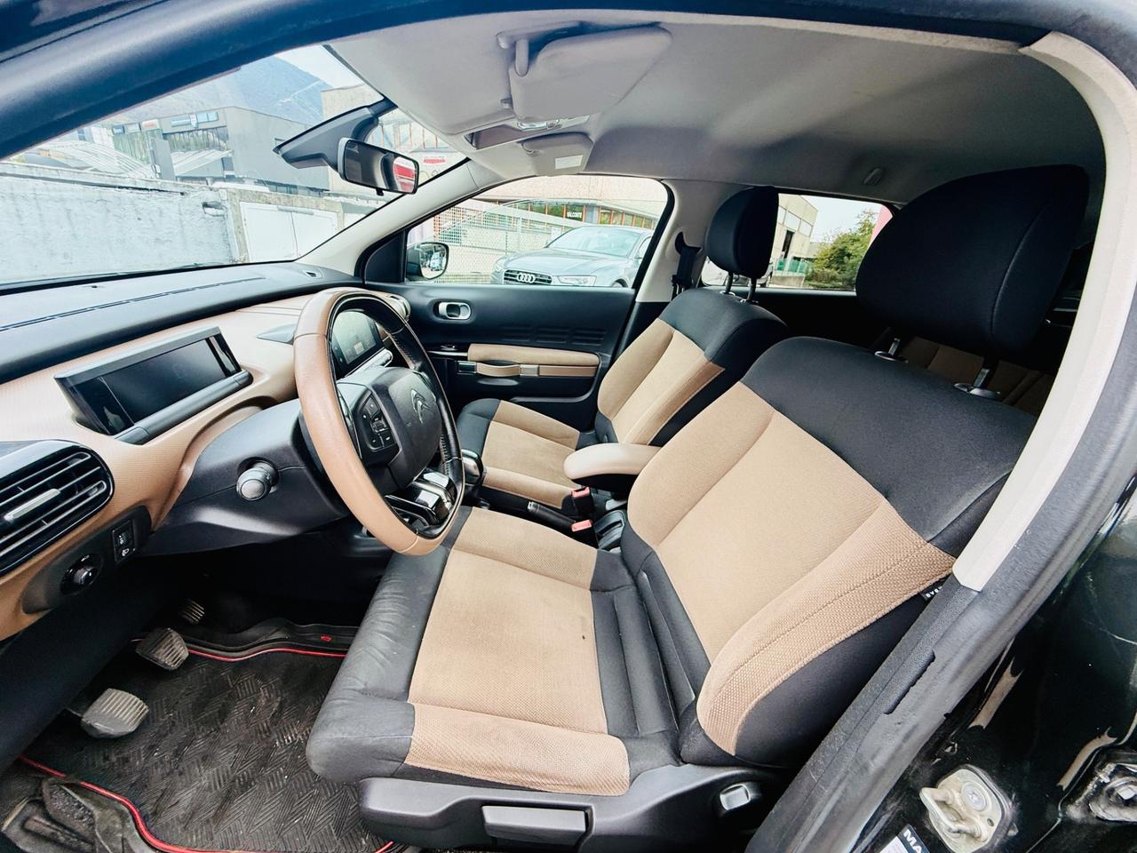 Citroen C4 Cactus BlueHDi 100 Shine 115.000KM