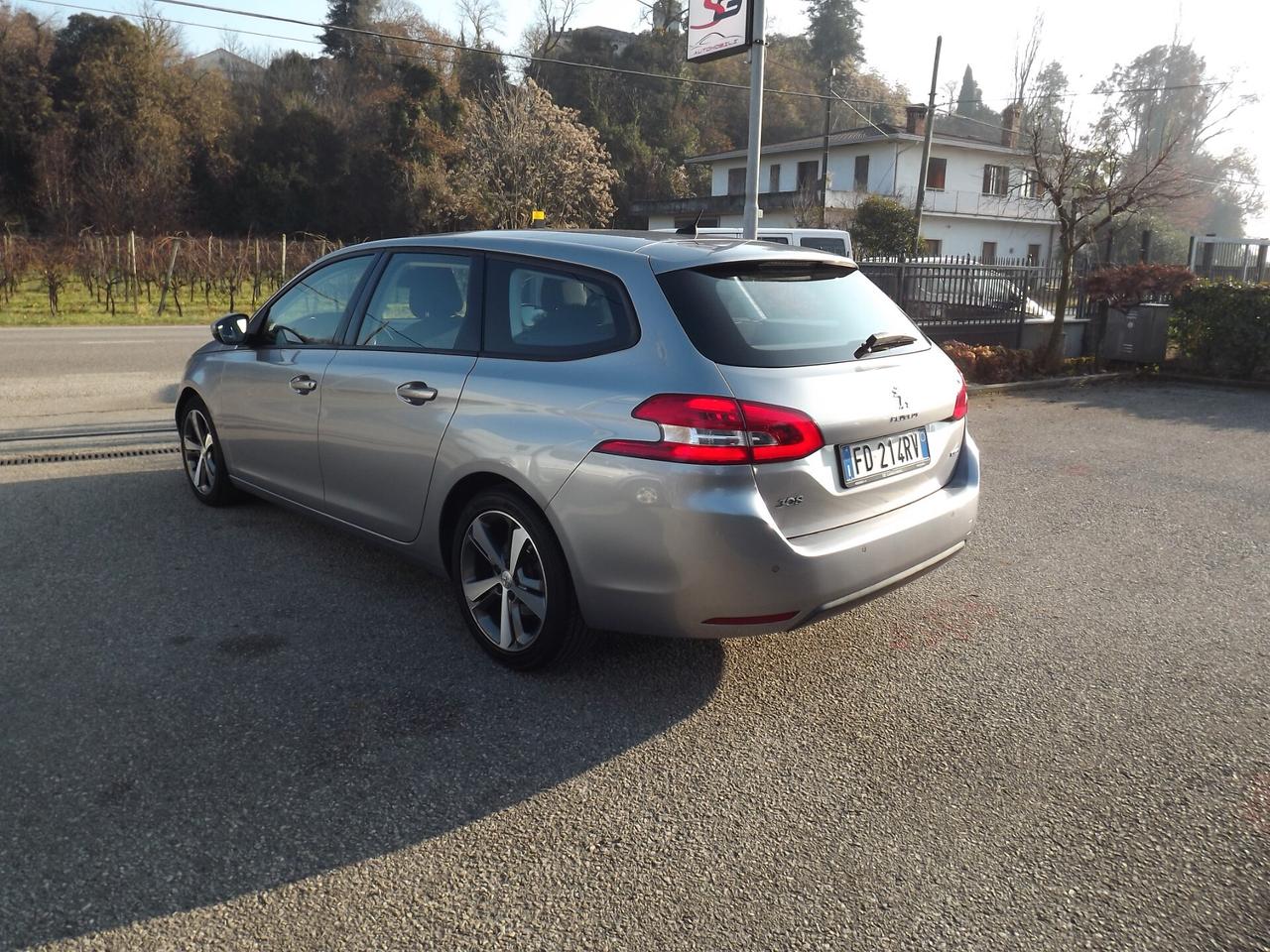 Peugeot 308 BlueHDi 120 S&S SW Allure