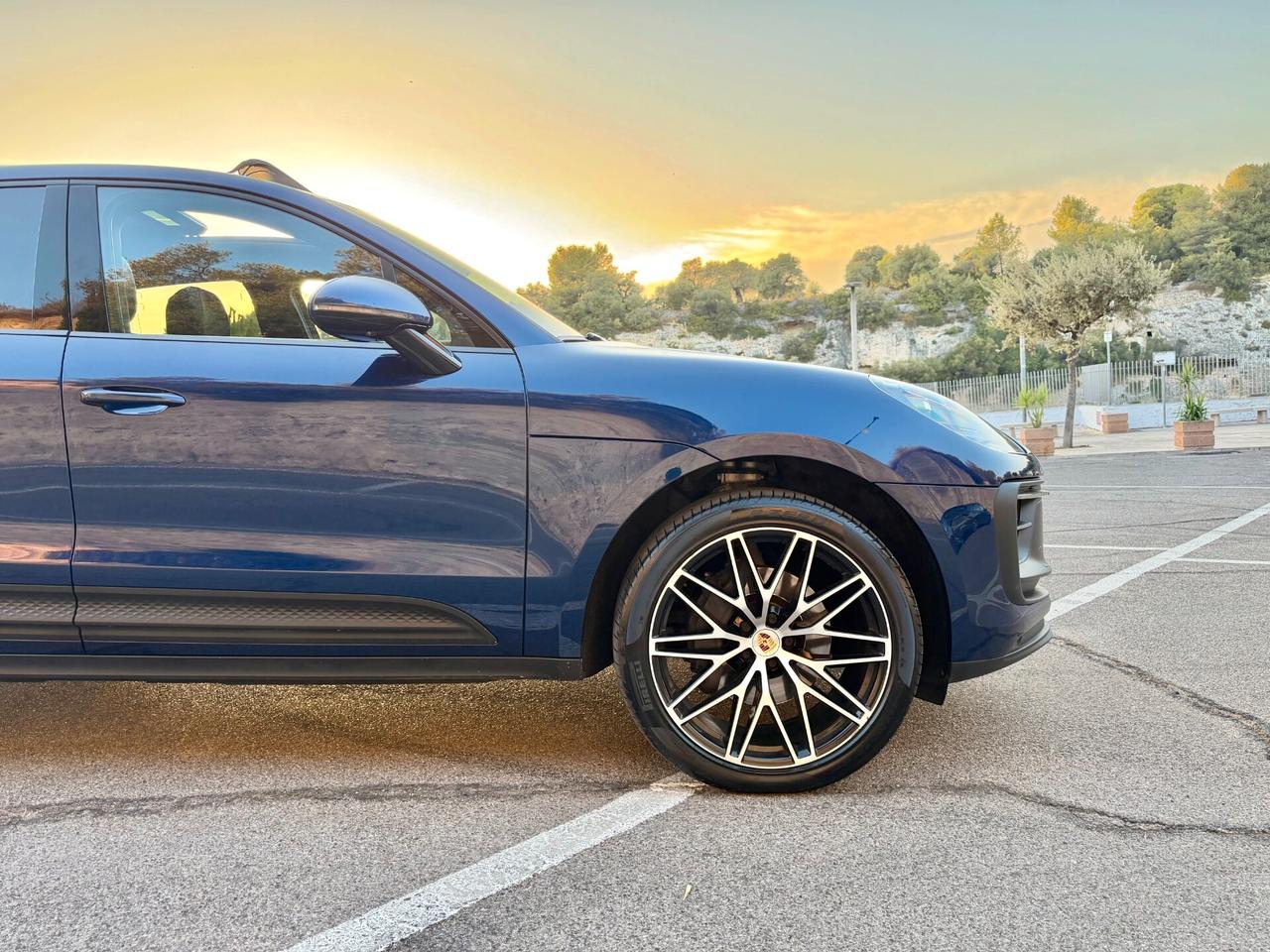 Porsche MACAN/2.0 265 CV/21"/TETTO/FARI PDLS