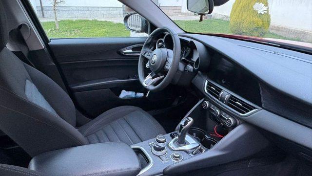 ALFA ROMEO Giulia 2.2 Turbodiesel 160 CV AT8 Sprint