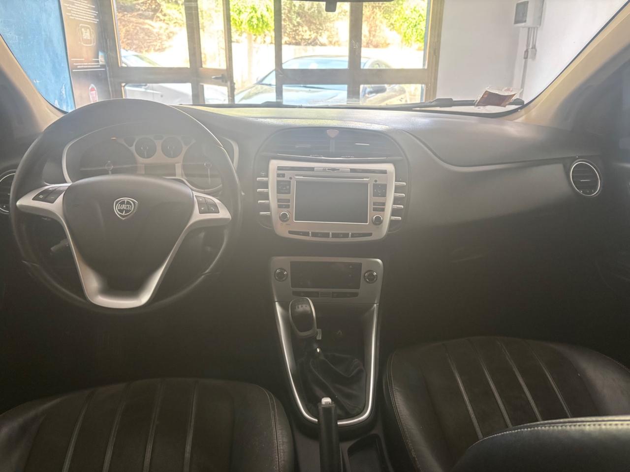 Lancia Delta 1.6 MJT DPF Selectronic Platinum
