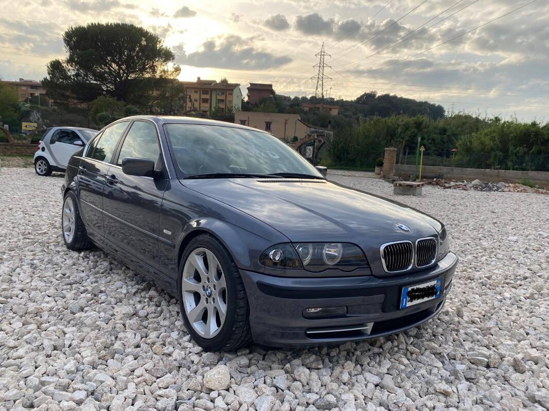 BMW Serie 3 320i Attiva E 46 TARGA ORO ASI