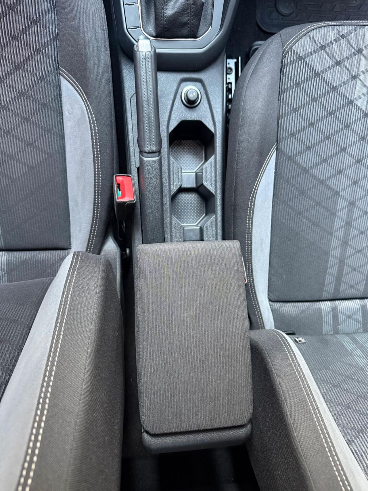 Volkswagen Polo 1.0 TSI 110 CV DSG R-Line