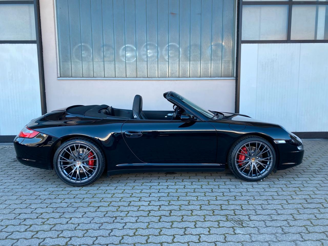 Porsche 911 Carrera 4S Cabriolet