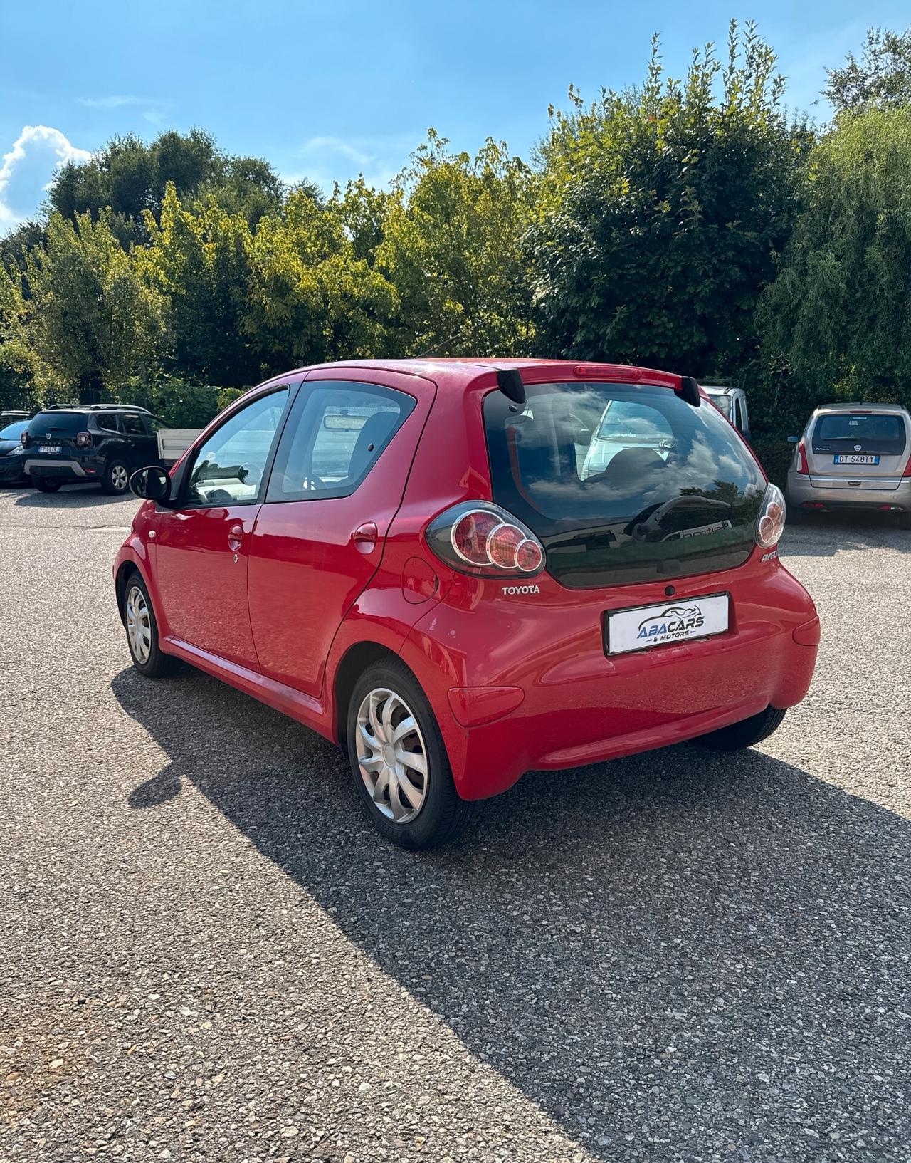 Toyota Aygo 1.0 50kW Benz 5porte *85.000 km*