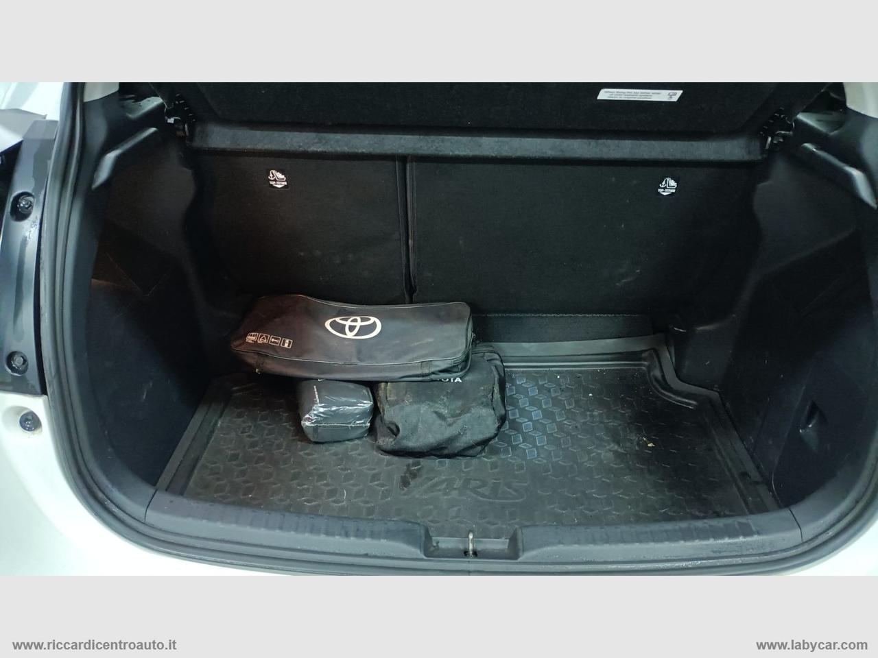 TOYOTA Yaris 1.5 Hybrid 5p. Business