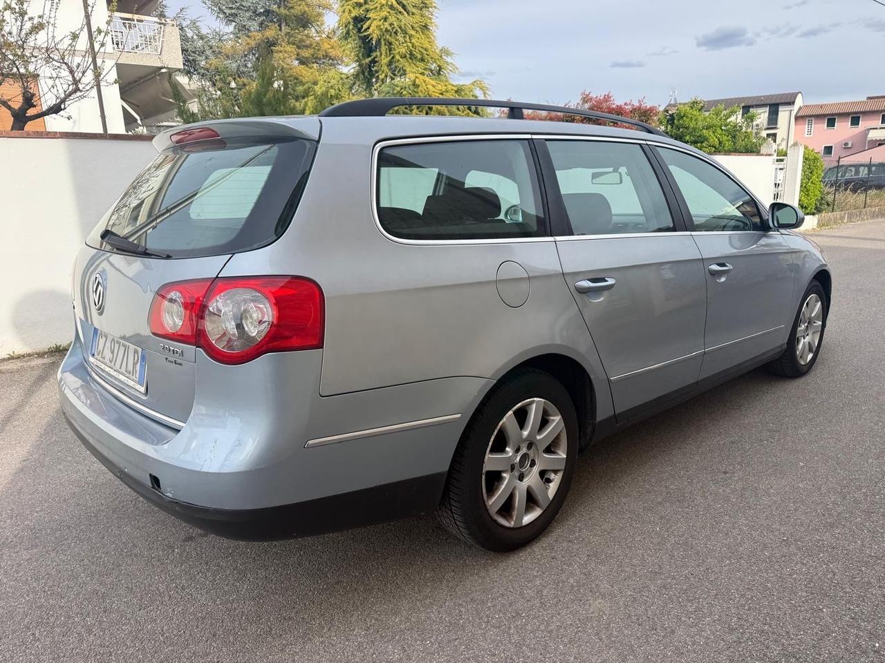Volkswagen Passat 2.0 16V TDI Var. Highline