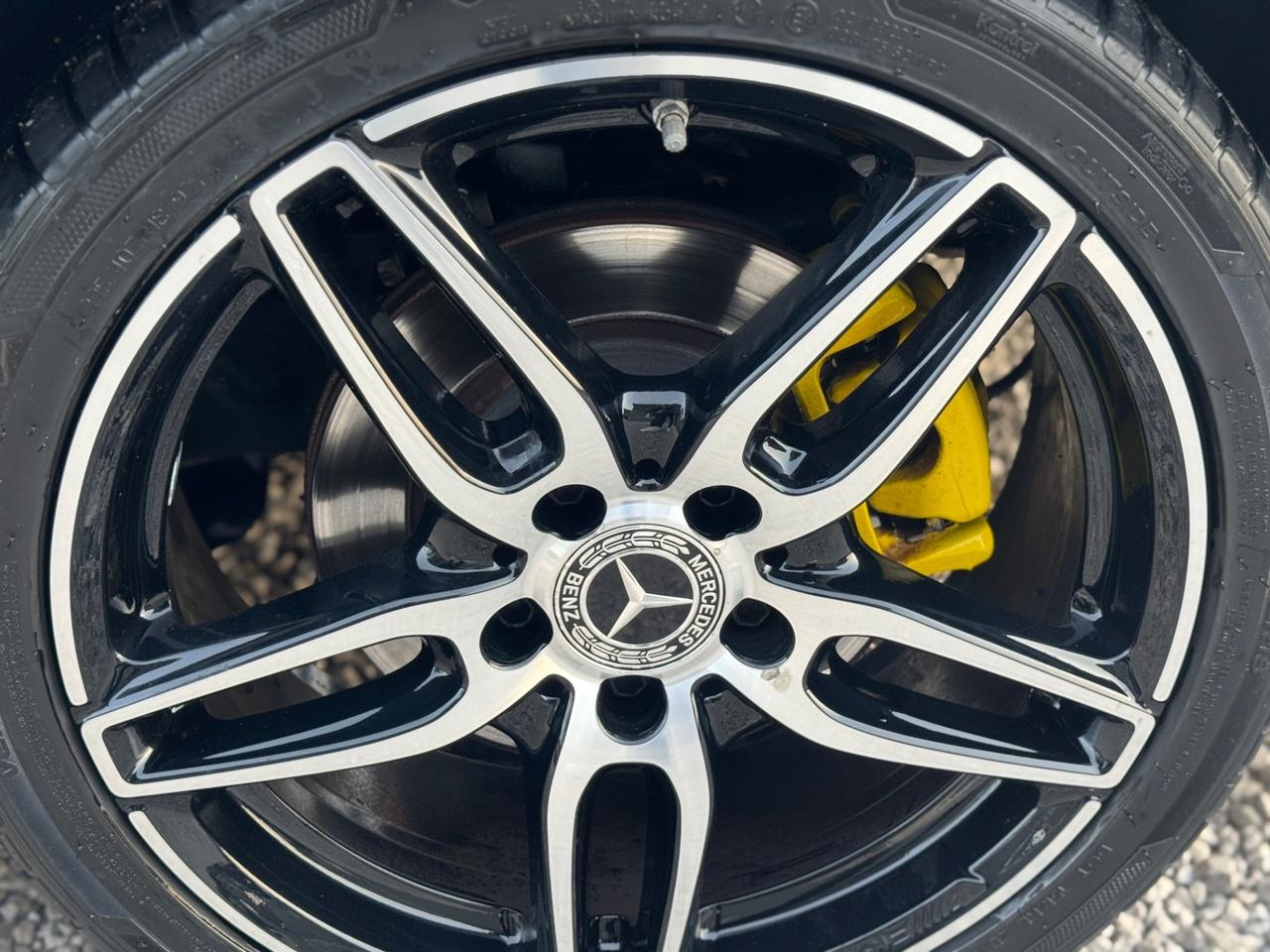 Mercedes-benz CLA 200 Automatico AMG line !