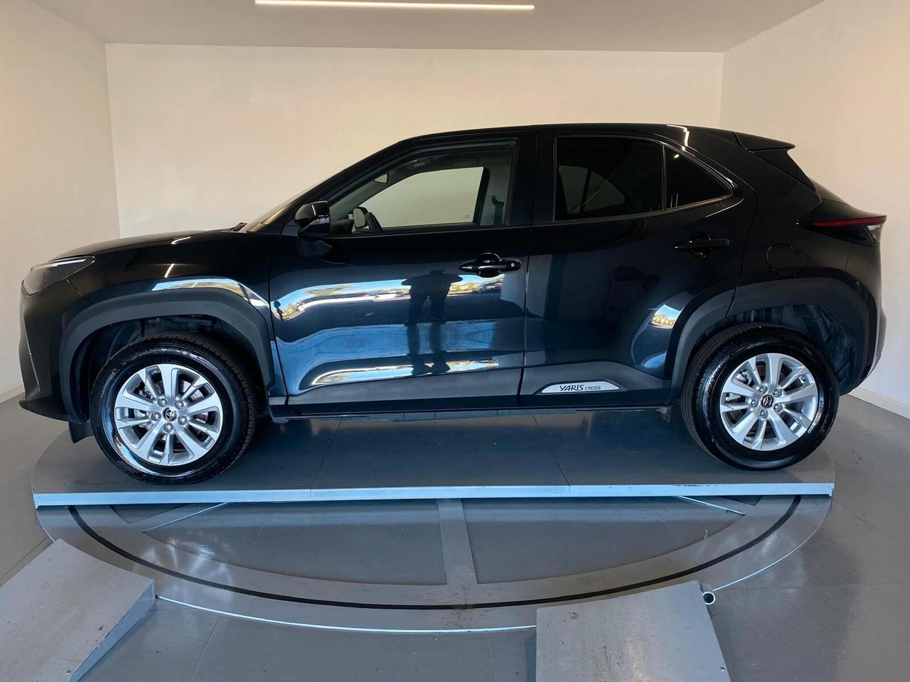 Toyota Yaris Cross 1.5 Hybrid E-CVT Business