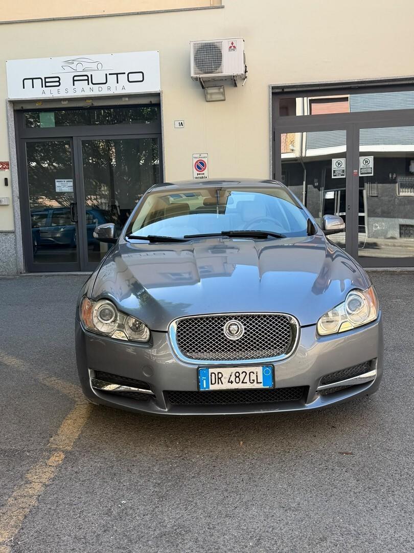 Jaguar XF 2.7 automatica
