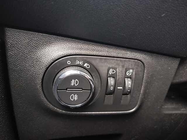 Opel Corsa 1.4 5 porte 120 Anniversary