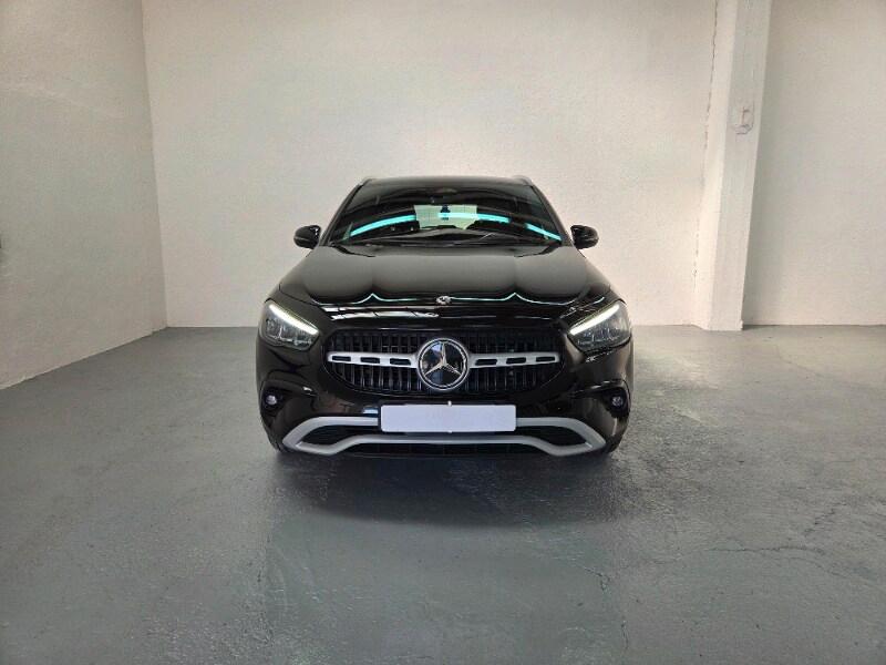 MERCEDES GLA (H247) GLA 180 Automatic ...