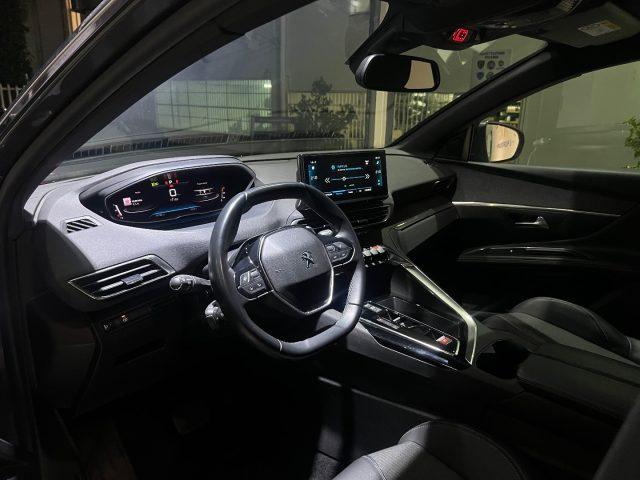 PEUGEOT 5008 BlueHDi 130 S&S EAT8 Allure Pack da?259,00 mensili
